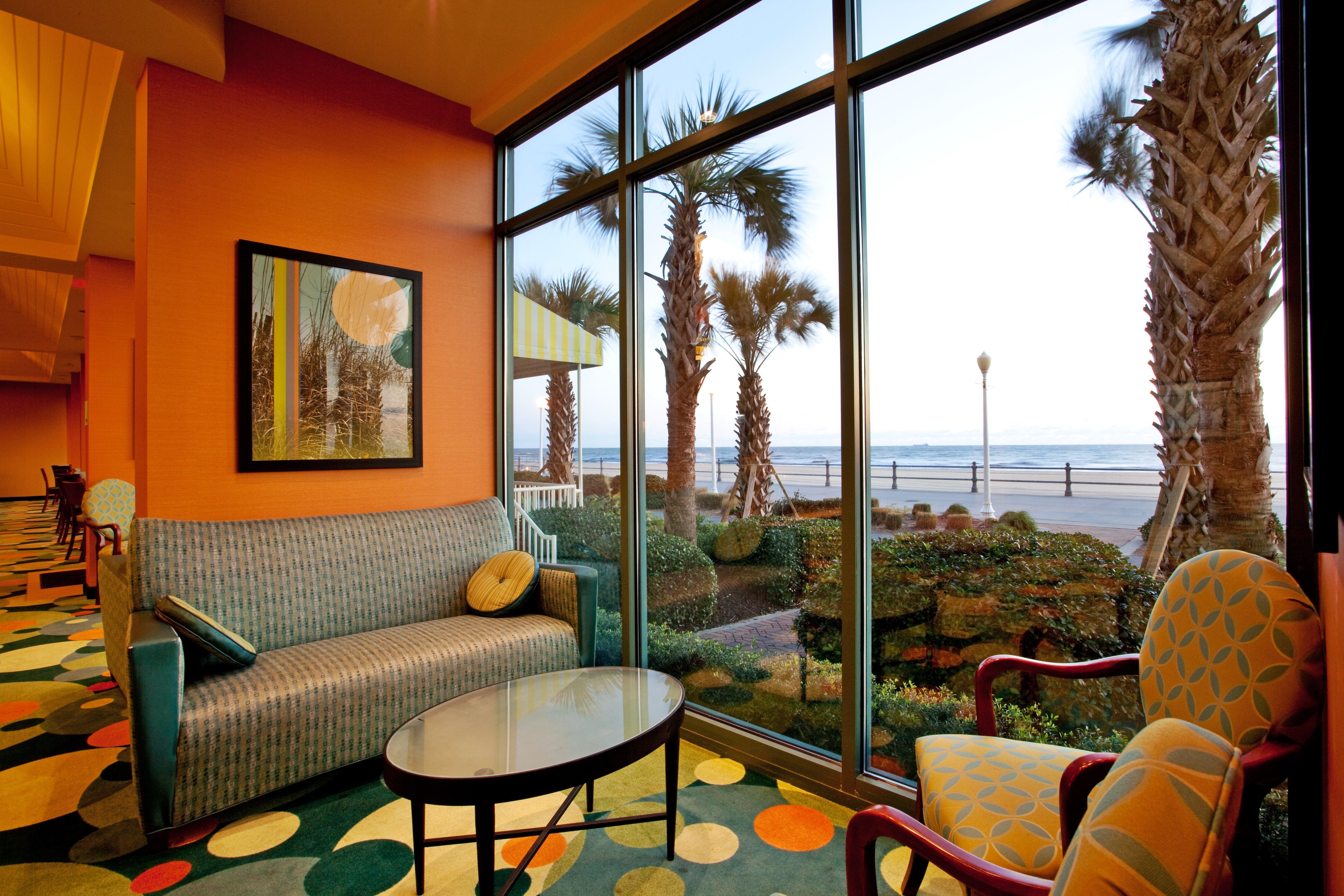 Holiday Inn Express Hotel & Suites Virginia Beach Oceanfront, An Ihg Hotel Εξωτερικό φωτογραφία