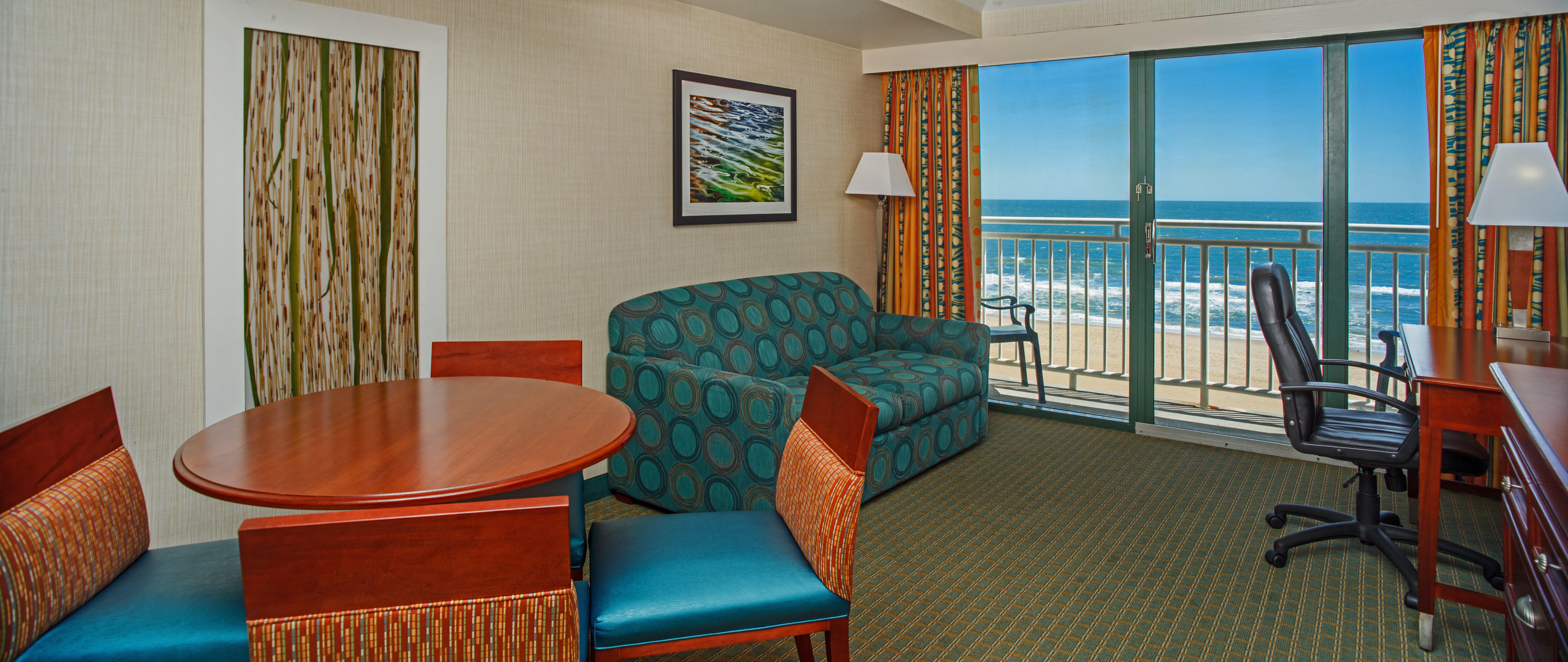 Holiday Inn Express Hotel & Suites Virginia Beach Oceanfront, An Ihg Hotel Εξωτερικό φωτογραφία