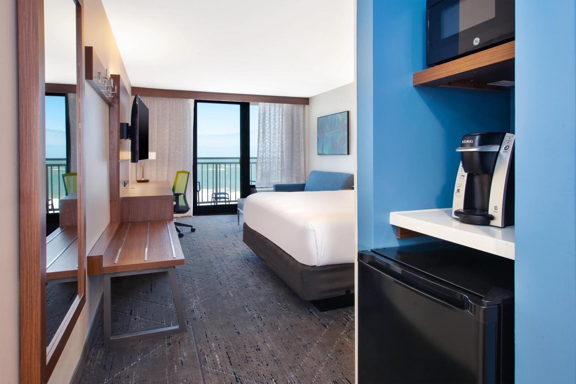 Holiday Inn Express Hotel & Suites Virginia Beach Oceanfront, An Ihg Hotel Εξωτερικό φωτογραφία