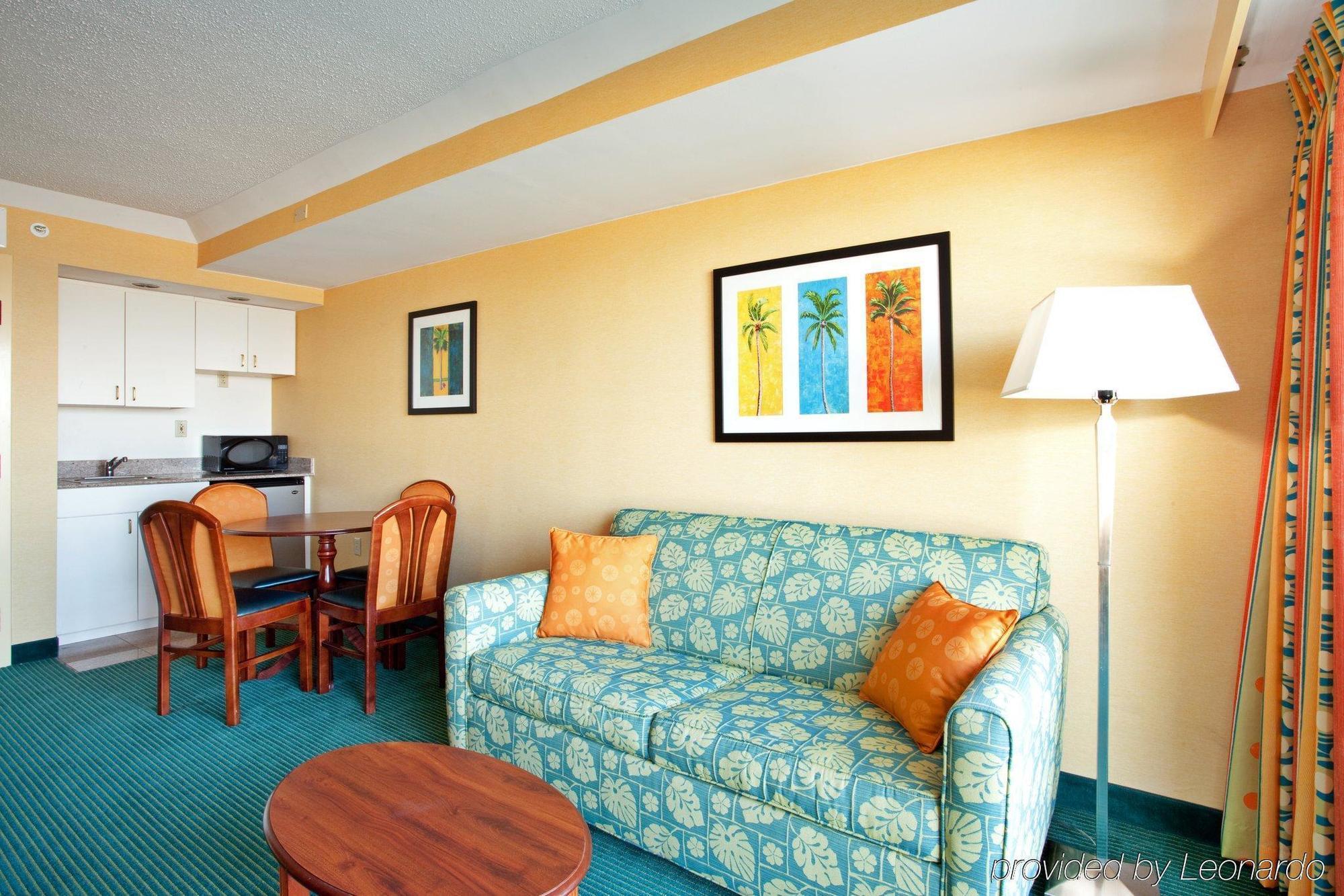 Holiday Inn Express Hotel & Suites Virginia Beach Oceanfront, An Ihg Hotel Δωμάτιο φωτογραφία